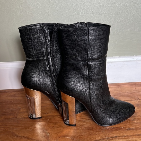 SALE Heeled Boots - Picture 5 of 9